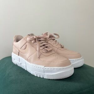 Nike’s Air Force Women Shoes